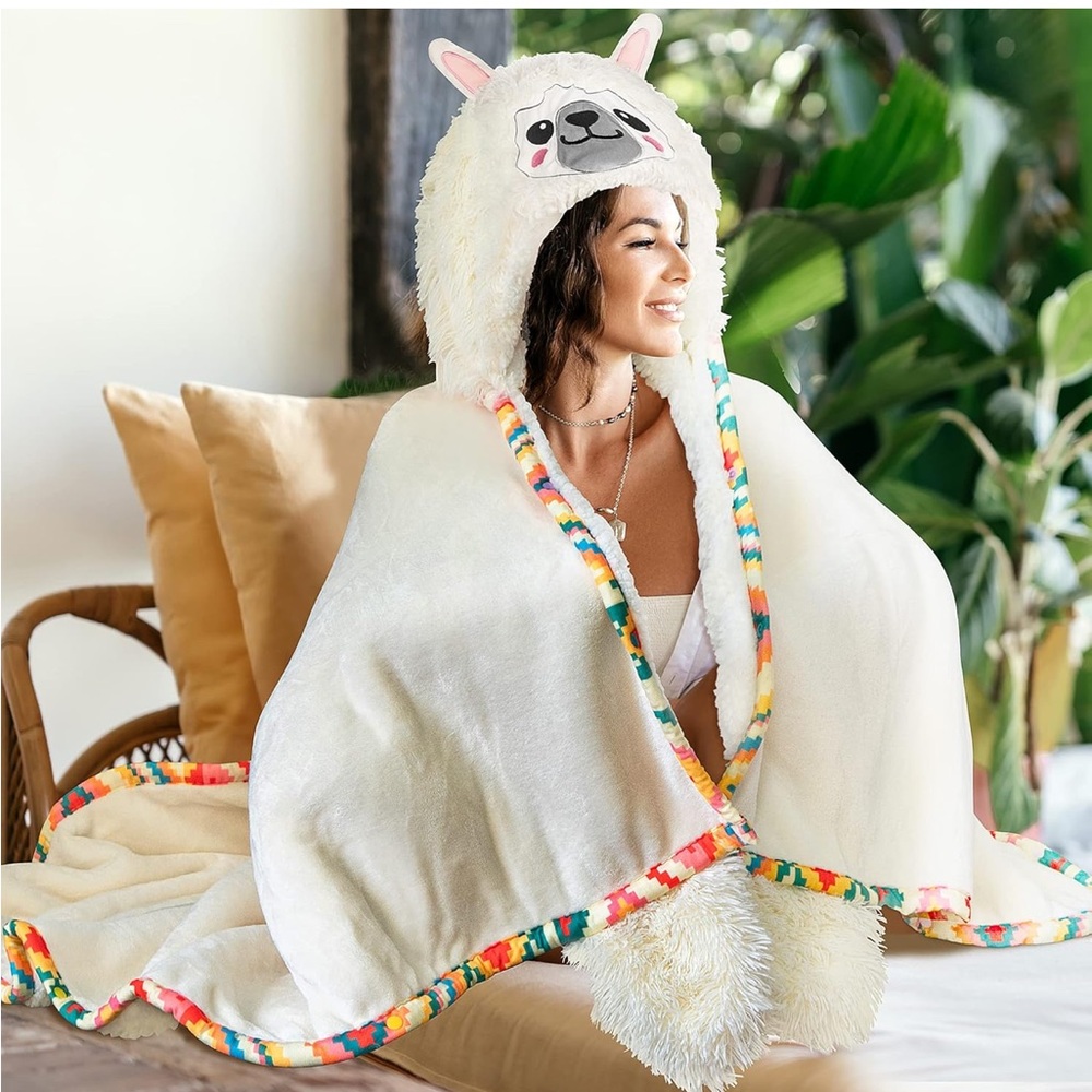 Llama Hooded Blanket with Rainbow Trim plush fleece Sherpa flannel women’s NEW